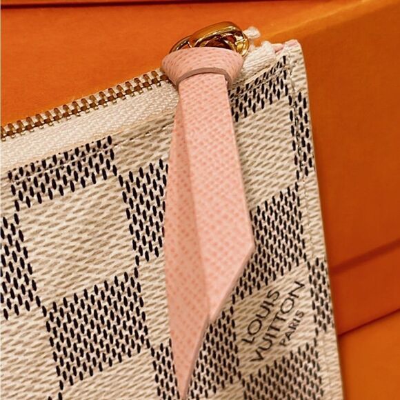 💯% Authentic Louis Vuitton Damier Azur Pouch✨ - Picture 4 of 7